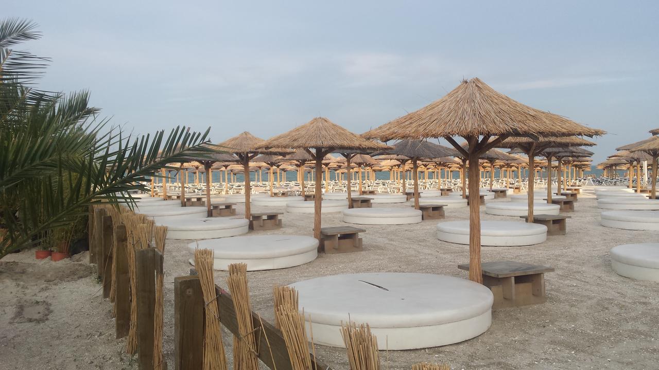 Deea Apartment Mamaia Nord Kültér fotó
